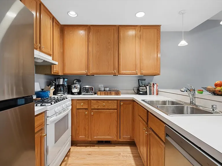 2926 N Lincoln Ave #3 — Photo 11