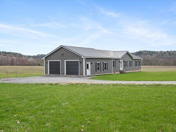 2nd image of 482 Pidgeon Hill Road