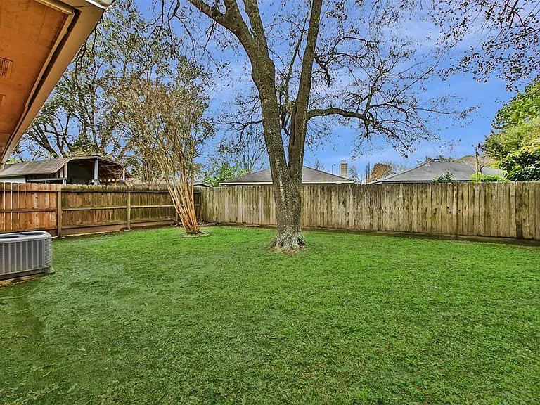 11111 Wheatridge Dr — Photo 20
