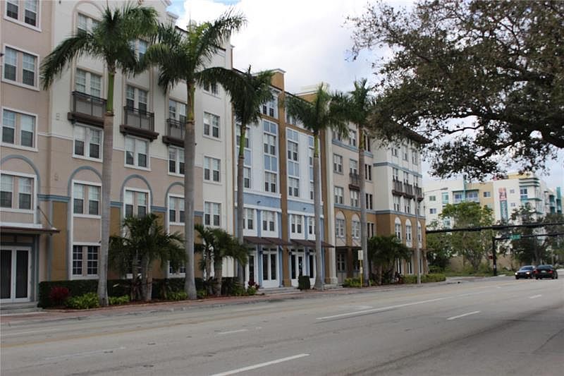 1st image of 530 NE 3rd Ave