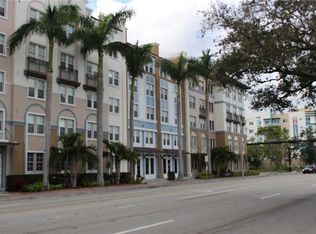 530 NE 3rd Ave, Fort Lauderdale, FL 33301