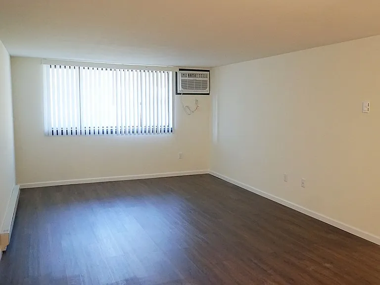 Belmar Apartments — Photo 18