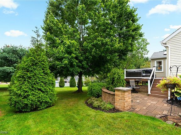 4th image of 6633 Olde Stone Cir NE