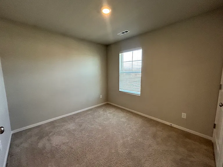 2916 Roundup Dr — Photo 11