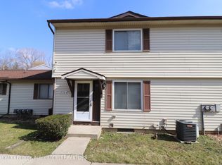 3930 Hunters Ridge Dr APT 4, Lansing, MI 48911