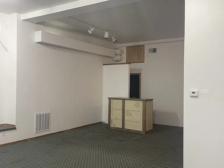 170 N Main St — Photo 12