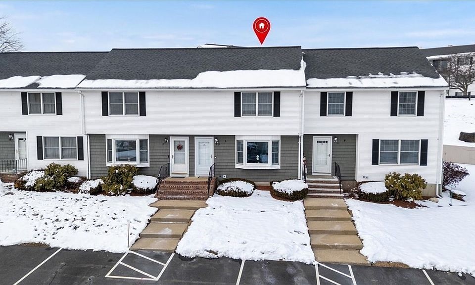 1st image of 35 Christopher Dr Unit 35