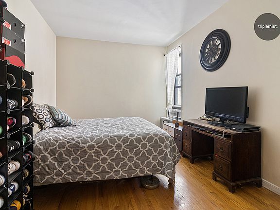 3rd image of 205 E 124th St APT 5D