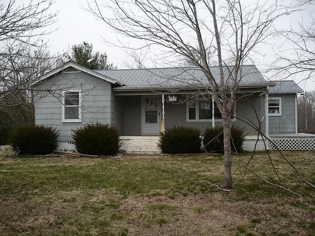 1st image of 106 Cherry St