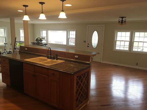 3rd image of 1 Haven Dr