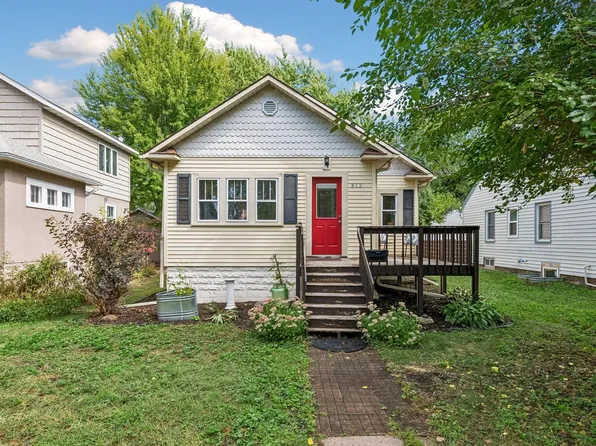 862 21st Ave SE, Minneapolis, MN 55414