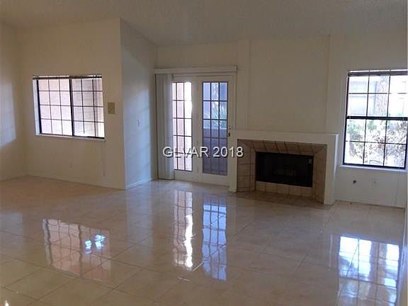5th image of 588 Cervantes Dr