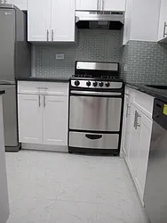 Rented by Metropolis Real Estate of Manhattan