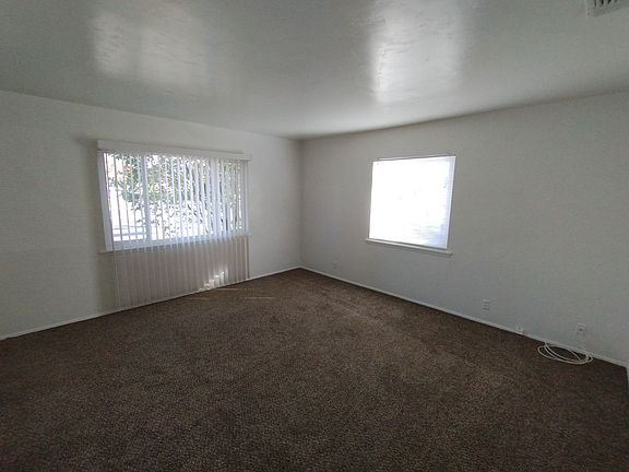 2nd image of 1502 W Orangeburg Ave #1502