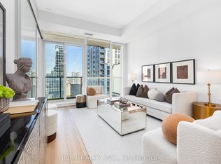 770 Bay St #2302, Toronto, ON M5G 0A6