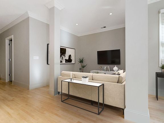 2nd image of 2787 California St #D