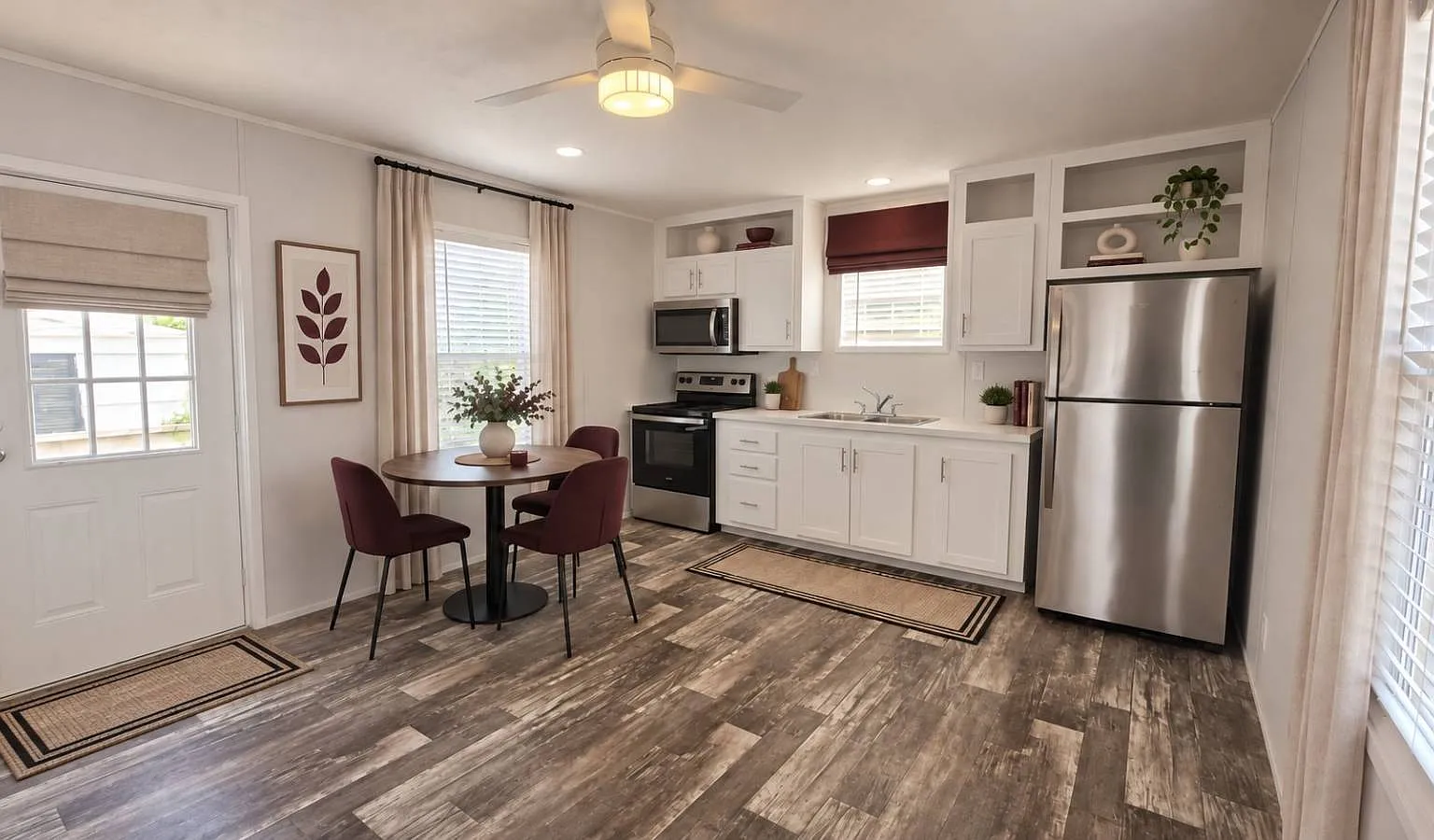 3 bed, 1.0 bath, 672 sqft, $1,225 — Photo 4