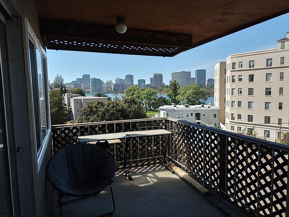 3rd image of 485 Stow Ave APT 6