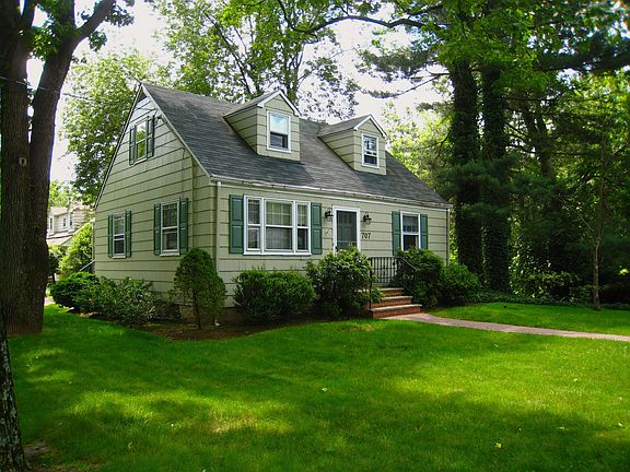 Corner Lot