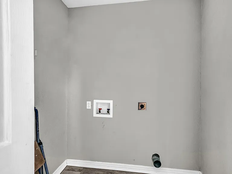 1220 S Lamar St — Photo 9