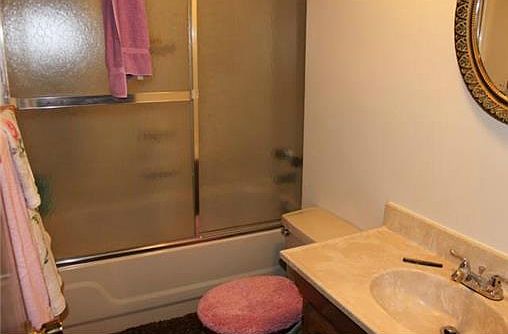 4th image of 1231 N Osage Village Dr