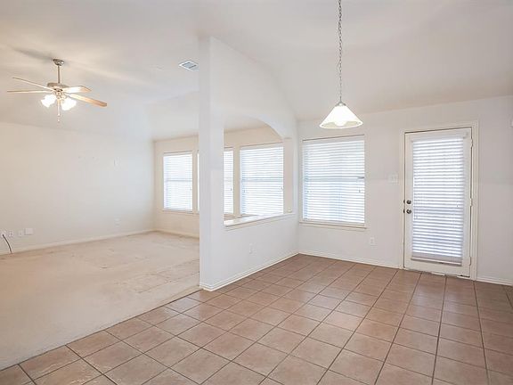 4th image of 5009 Grace Dr