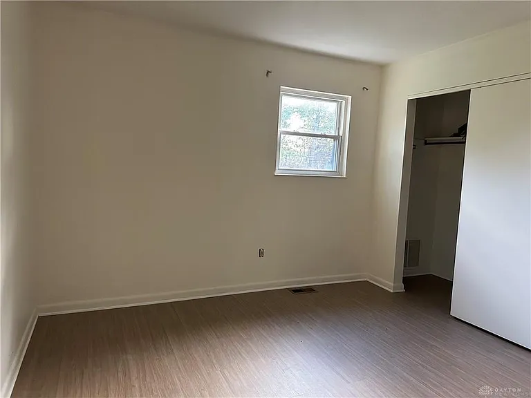 2824 Pinegrove Dr — Photo 8