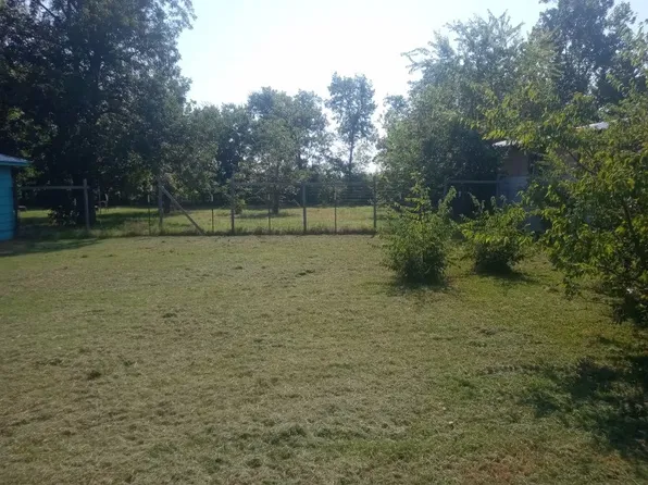 602 Depot St, Whitesboro, TX 76273