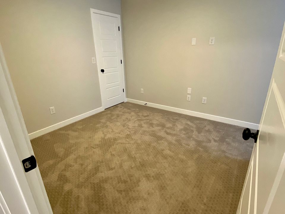 1st image of 4211 W Willard Park Ct