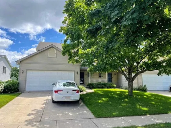 1507 Glacier Hill Dr, Madison, WI 53704