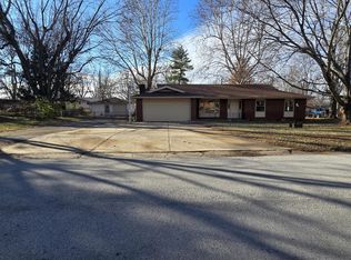 4321 S Ridgecrest Drive, Springfield, MO 65810