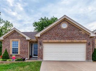 14 Club Ct #16, Union, MO 63084