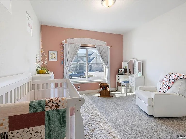 20551 Beekman Pl — Photo 19