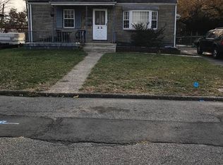 33 Eberly Pl, Fords, NJ 08863