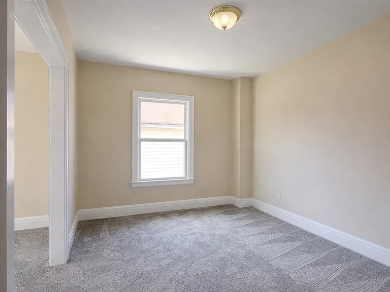 20 Lincoln St #22.5 — Photo 12
