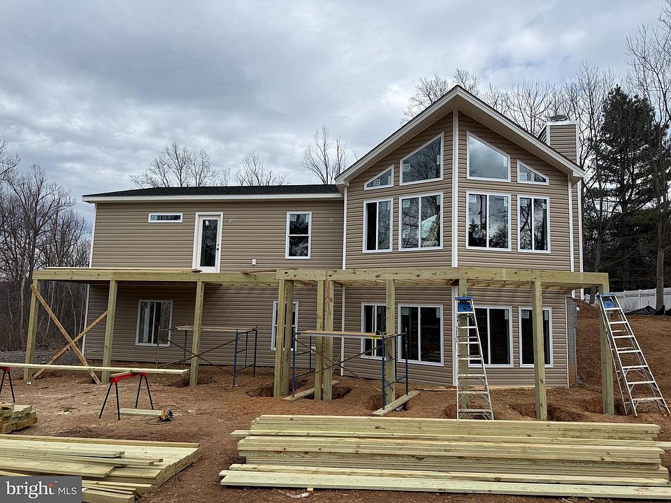 1st image of 19 Highridge Rd