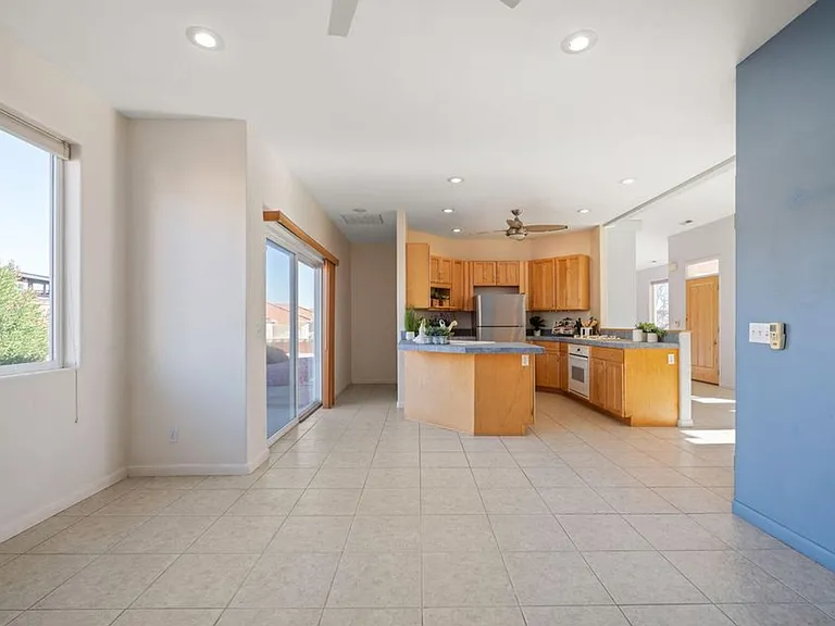 3580 Windmill Dr — Photo 11