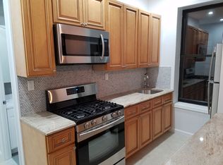 35 Diamond St #3A, Brooklyn, NY 11222