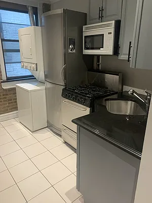 Rented by Centennial Properties NY | media 5