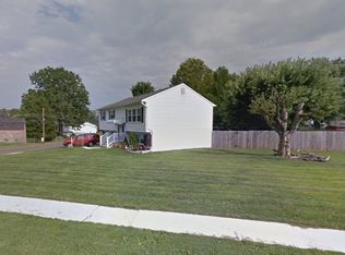 797 School House Ln, Warminster, PA 18974