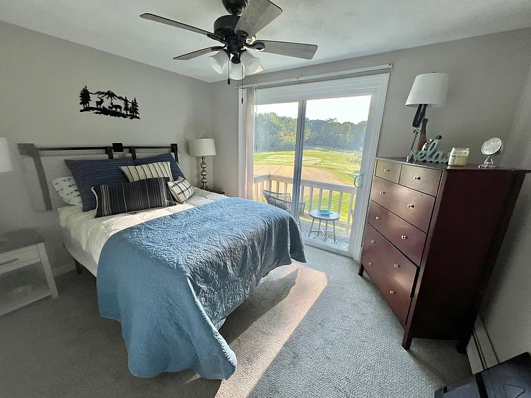 29 Swan Ct #C — Photo 5