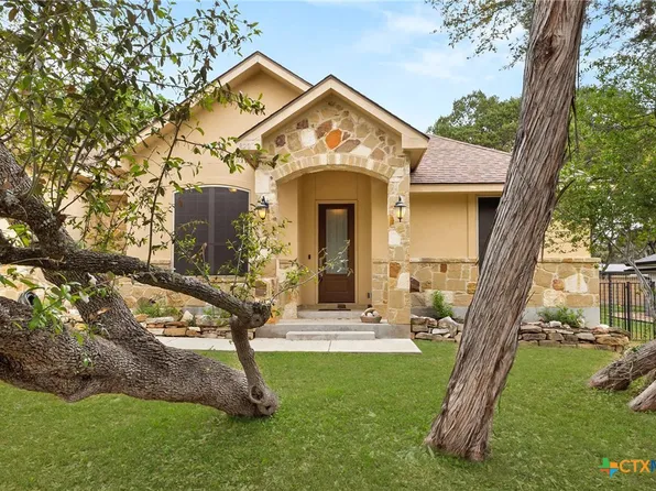 820 Mission Hills Dr, New Braunfels, TX 78130