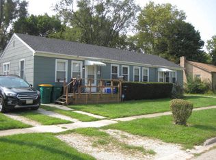 307/309 E Kankakee River Dr, Wilmington, IL 60481