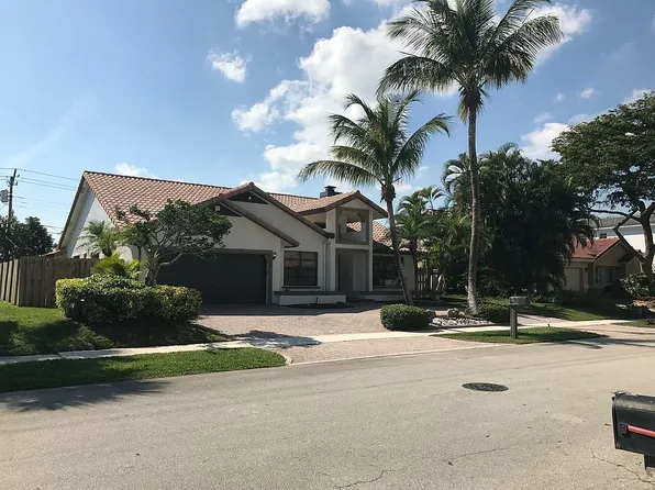 1384 SW 3rd St, Boca Raton, FL 33486