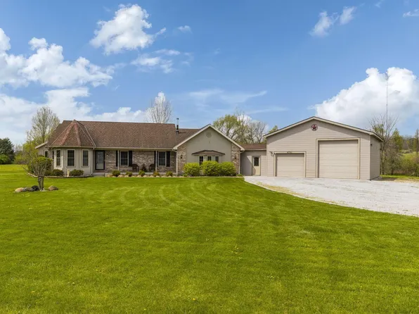 6701 Perry Rd, Centerburg, OH 43011