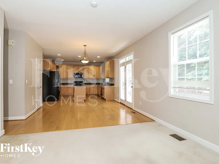 5302 Cragganmore Dr — Photo 8