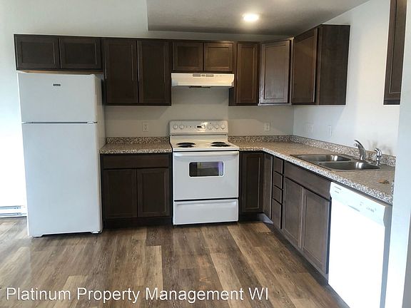 5th image of 915 S Superior St #9226013