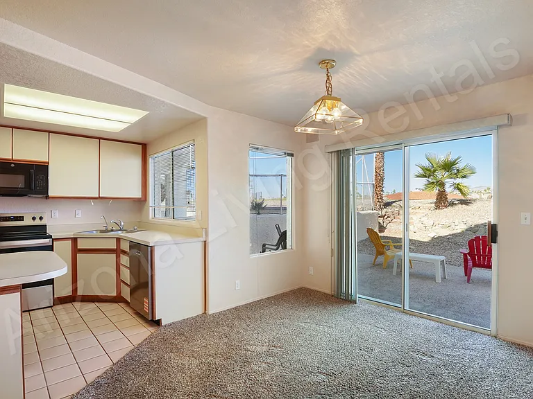 420 Acoma Blvd S #34 — Photo 8