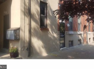 213 Christian St APT 6, Philadelphia, PA 19147
