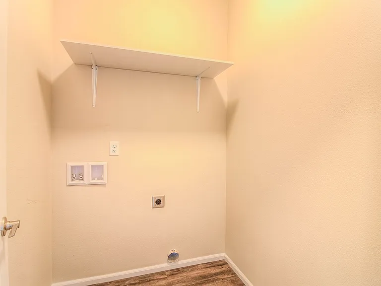 2414 Woolsey Rd — Photo 15